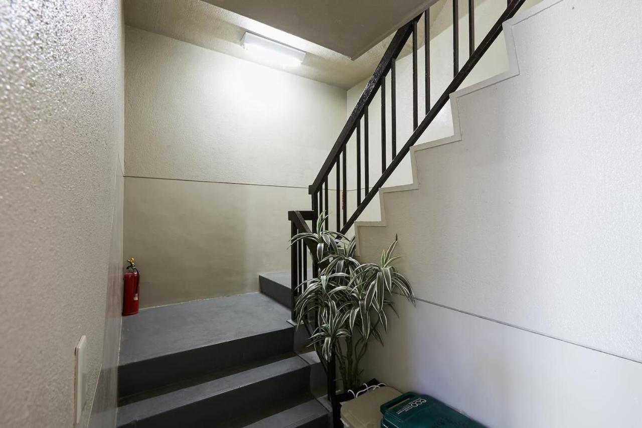 Апартаменты Kamiya Tk Building 302 Токио Экстерьер фото